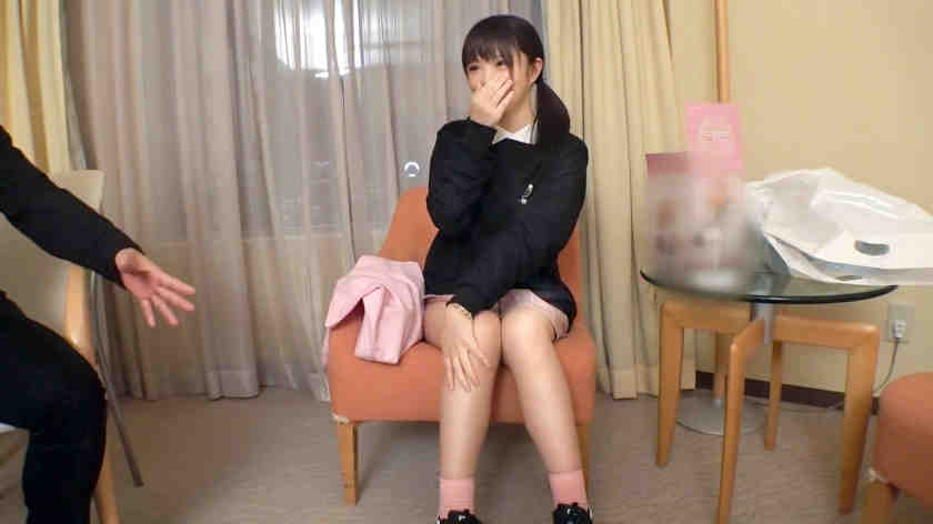 200GANA-2283动漫店工作的小千18岁